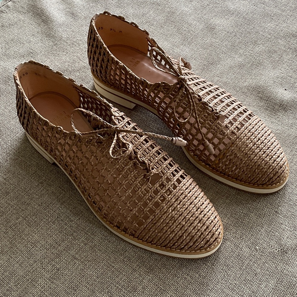 Elegant Brown Woven Women's Oxfords